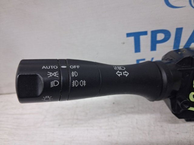 Перемикач підрульовий 255605SH0A NISSAN