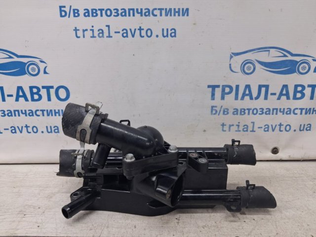 Корпус термостата в зборі 256002G500 HYUNDAI