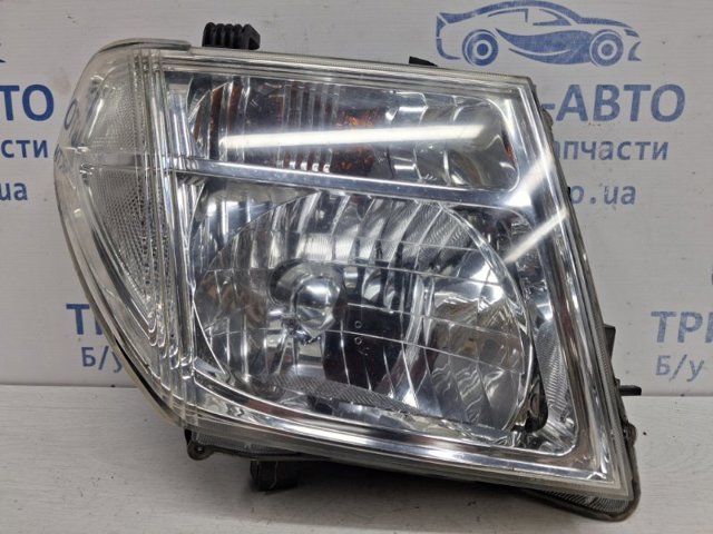 Основна фара - вставка 26010EB30B NISSAN