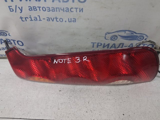 Задні ліхтарі 265549U00A NISSAN