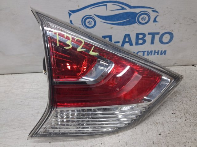 Задня ліва внутрішня фара 265554CA1B NISSAN