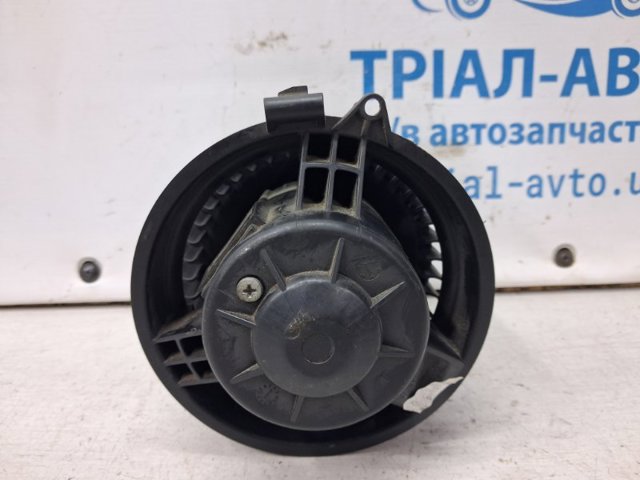 Вентилятор грубки 272261KA0A NISSAN
