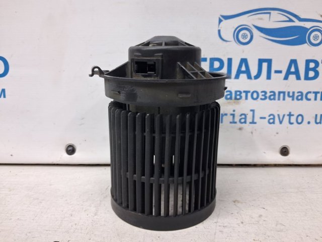 Вентилятор грубки 272261KA0A NISSAN