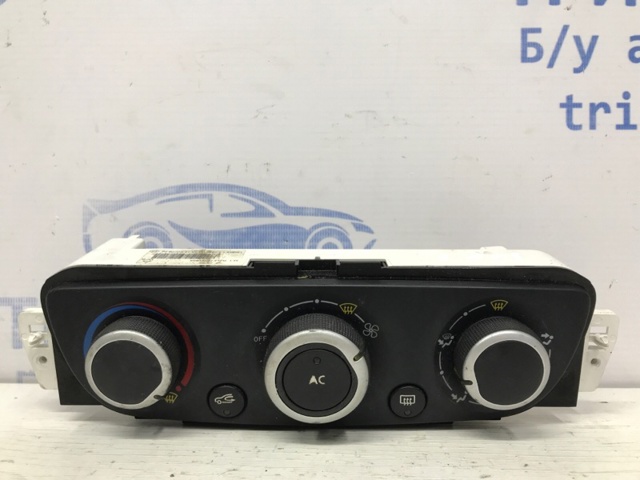 Блок управління кондиціонером 275105840R RENAULT