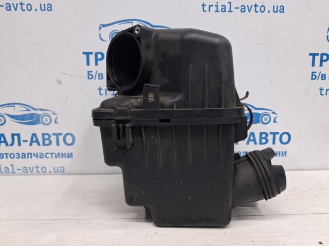 Корпус повітряного фільтра 281102H200 HYUNDAI
