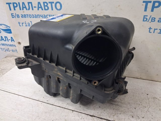 Корпус повітряного фільтра, нижня частина 281122E250 HYUNDAI