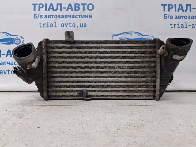 Охолоджувач наддувочного повітря 282712A740 HYUNDAI
