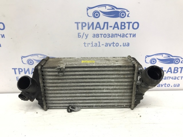 Радіатор інтеркулера 282712A740 HYUNDAI