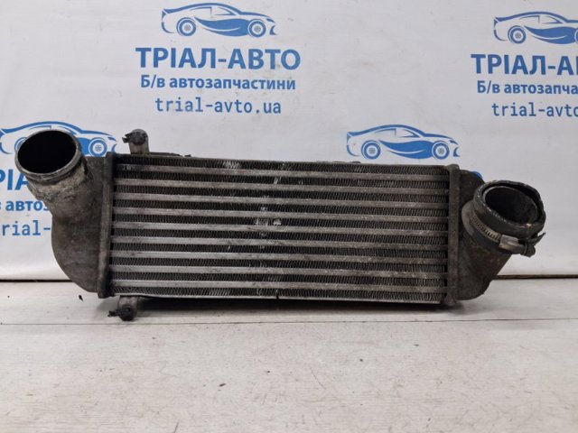 Охолоджувач наддувочного повітря 282712F050 HYUNDAI