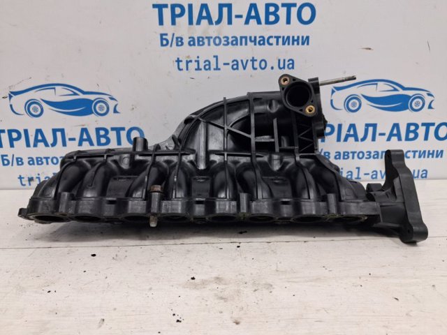Колектор впускний 283102F010 HYUNDAI