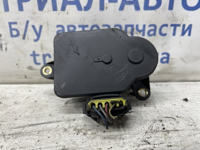 Клапан / актуатор приводу заслінок впускного колектора 283812F000 HYUNDAI