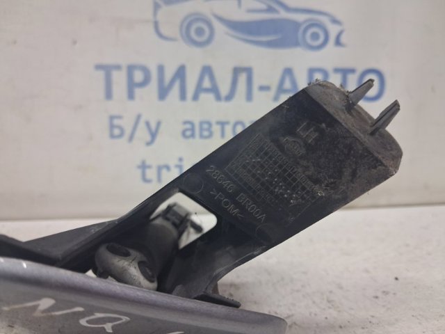 Форсунка омивача фари передньої, лівої 28612BR00A NISSAN