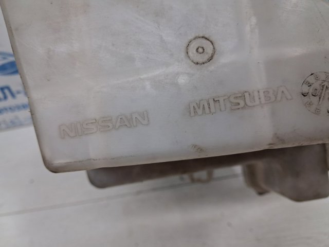 Бачок омивайки 28910JG400 NISSAN