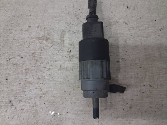 Помпа омивача Nissan Qashqai +2 1