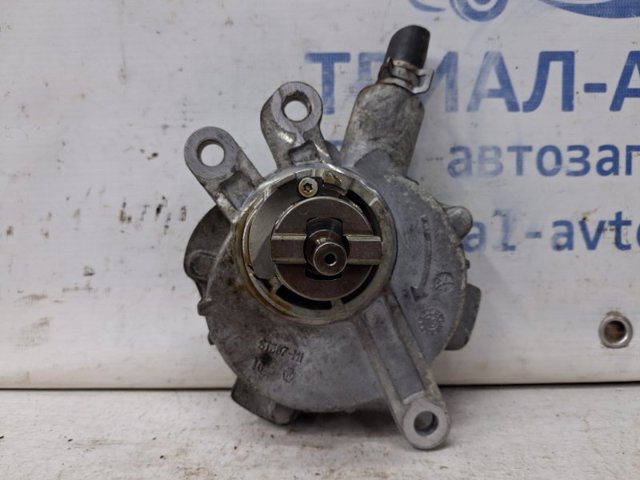 Насос вакуумний 293000W022 TOYOTA