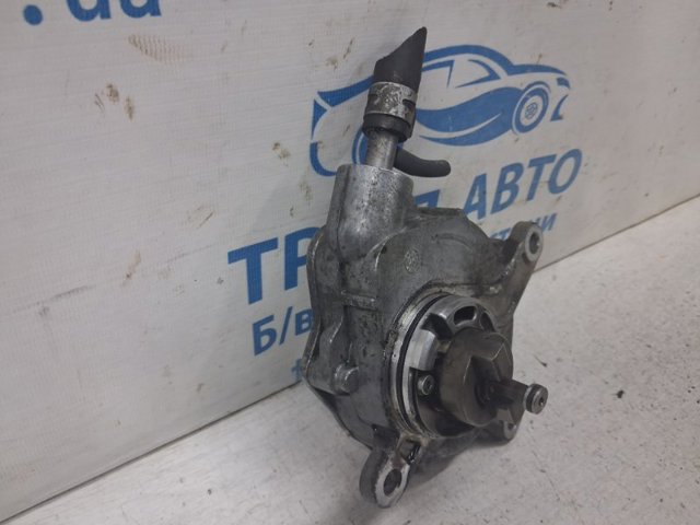 Насос вакуумний 293000W030 TOYOTA