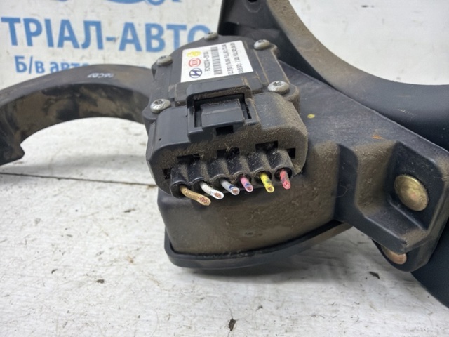 Педаль газу (акселератора) 327002B100 HYUNDAI