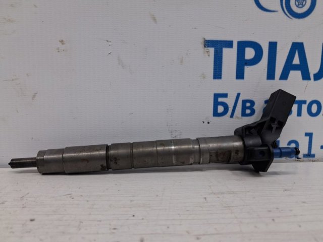 Форсунка паливна 338002F000 HYUNDAI