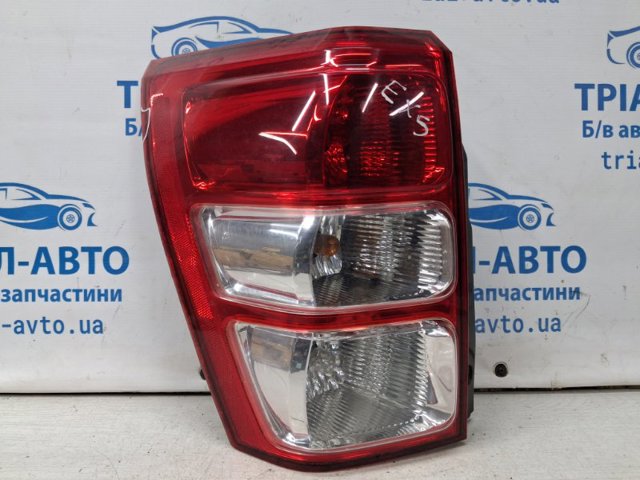 Задня ліва фара 3567065J21 SUZUKI