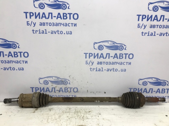 Піввісь задня, ліва 3715A007 MITSUBISHI