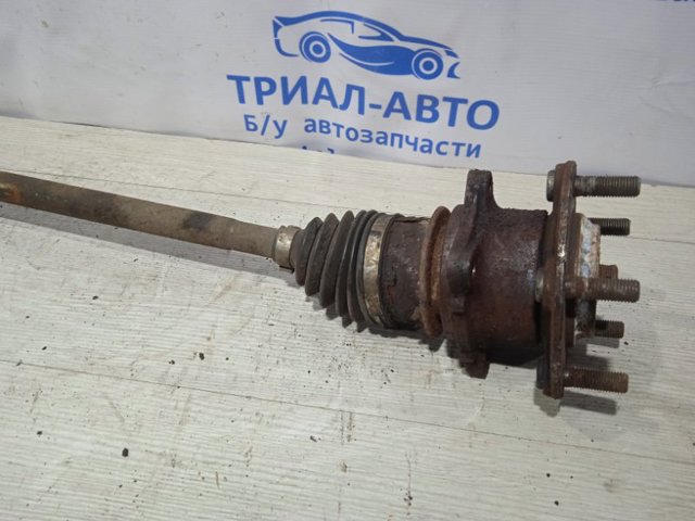 Піввісь задня, права 3715A032 MITSUBISHI