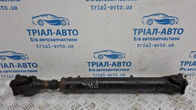 Вал карданний, передній 37200EB300 NISSAN