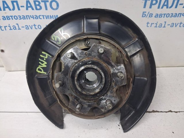 Цапфа поворотного кулака 3770A016 MITSUBISHI