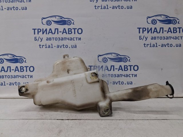 Бачок омивача скла 3845080J00 SUZUKI