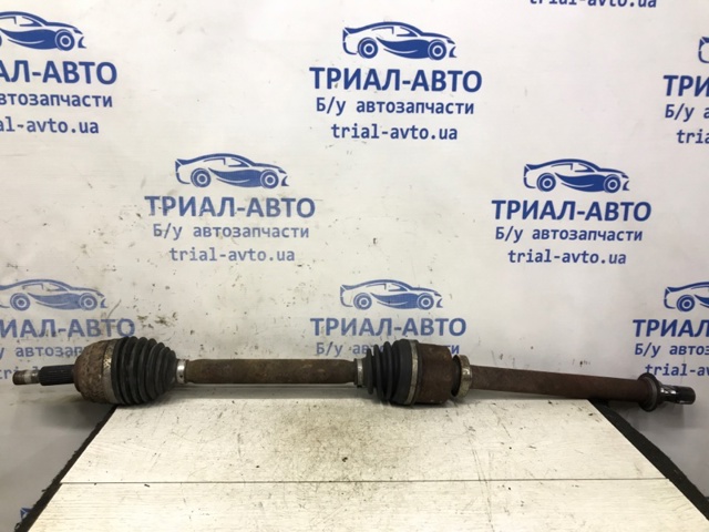 Привід правий 391003112R RENAULT