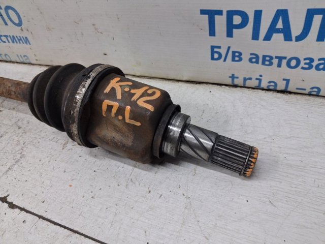 Привід лівий 39101AY105 NISSAN