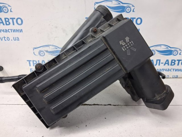 Коробка фільтра 3C0129607BE VAG