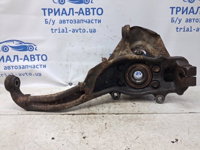 Цапфа поворотного кулака 40015EB000 NISSAN