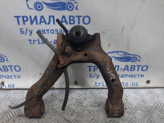 Важіль передньої підвіски верхній, лівий 4010A037 MITSUBISHI