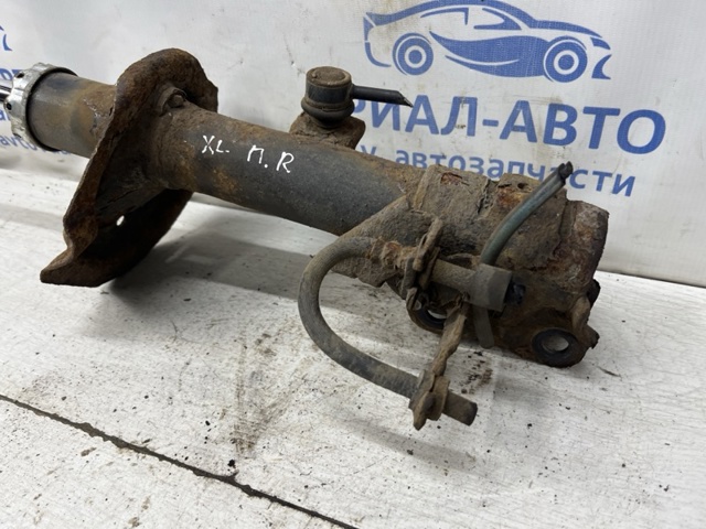 Амортизатор передньої підвіски 4060A050 MITSUBISHI