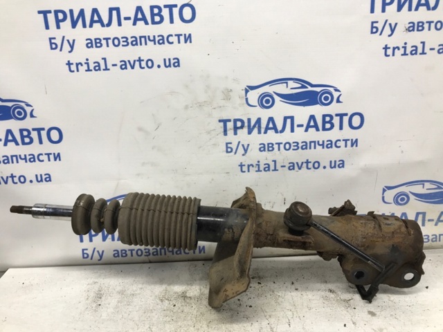 Стійка передня, ліва 4060A065 MITSUBISHI