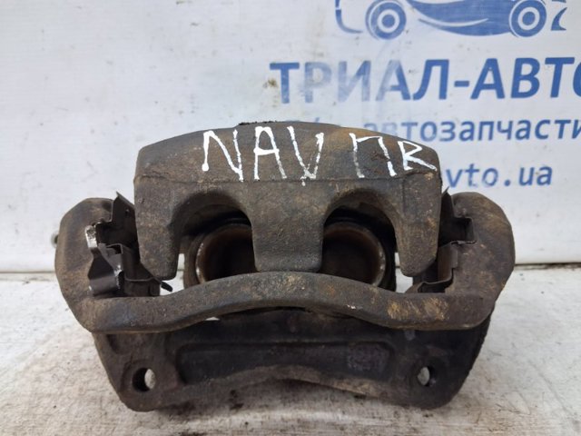 Супорт гальмівний, передній, правий 41001EB32A NISSAN