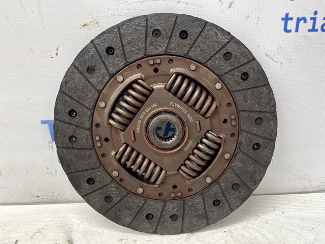 Диск зчеплення 4110032021 HYUNDAI