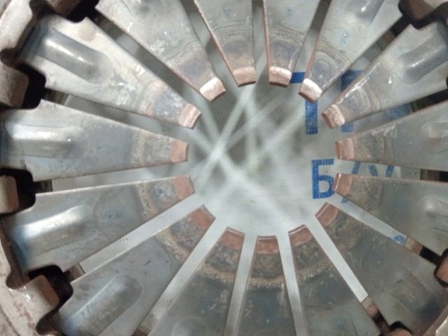 Натискний диск зчеплення 4130032021 HYUNDAI
