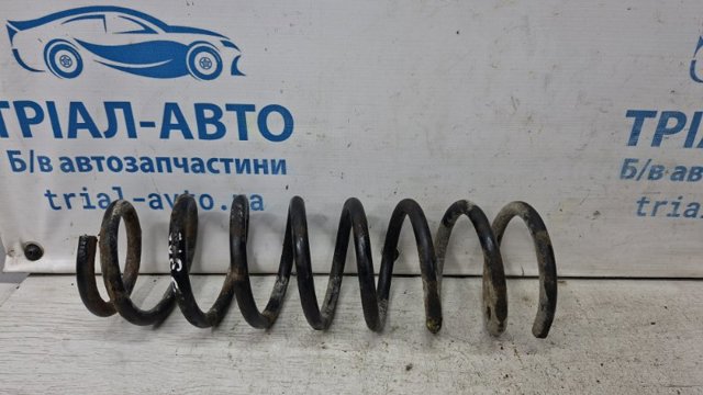 Пружина підвіски задня 4140A115 MITSUBISHI