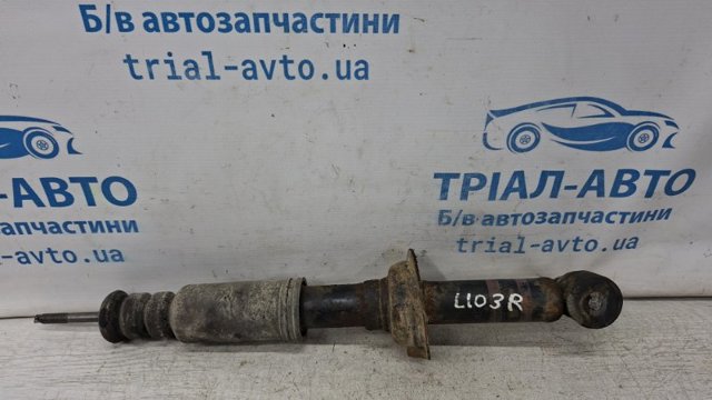 Амортизатори задні 4162A122 MITSUBISHI
