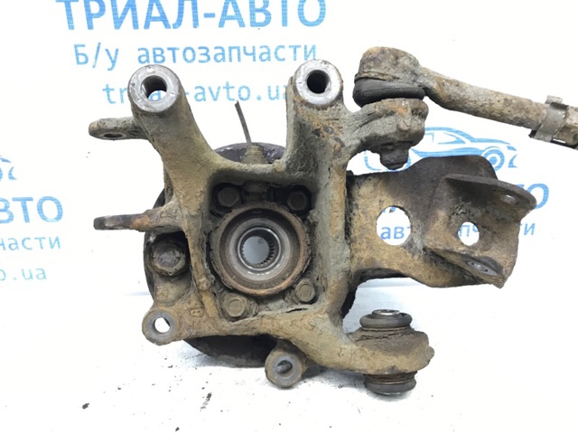 Маточина задня 4241042040 TOYOTA