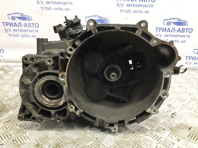 Коробка механіка в зборі 4300024960 HYUNDAI