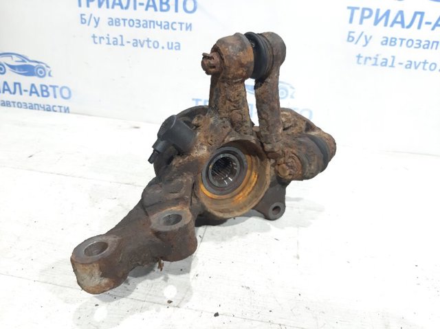Цапфа передні праві 4321105052 TOYOTA