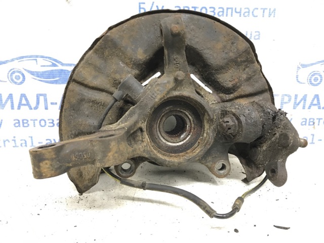 Цапфа поворотна права 4321105060 TOYOTA