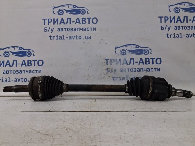 Привід лівий 4342002620 TOYOTA