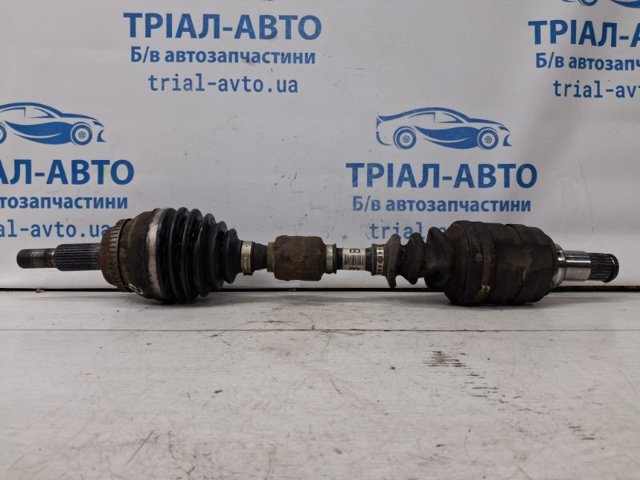 Піввісь передня ліва 4342005371 TOYOTA