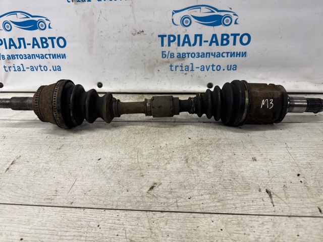Піввісь передня ліва 4342033200 TOYOTA