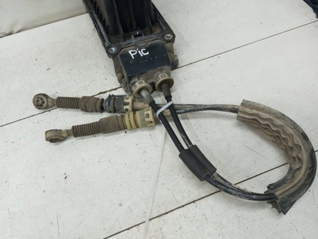 Куліса КПП 4370007000 HYUNDAI