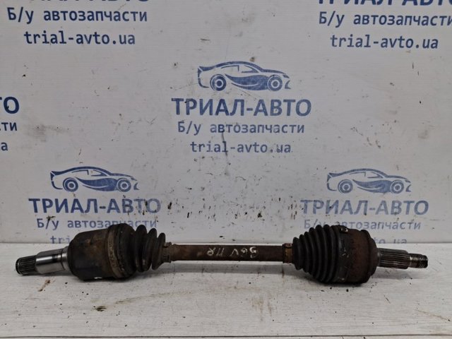Піввісь передня, права 4410165J00 SUZUKI