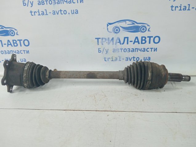 Піввісь передня, права 4410579K20 SUZUKI